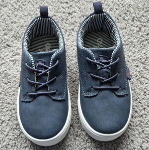 NWOT OshKosh B'Gosh Navy Blue Toddler Casual Pull-On Shoes, Size 8